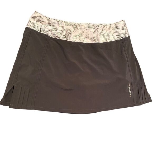 Brooks Tennis Skort Skirt Size Medium GreyWith Polka Dot Top Trim - Picture 1 of 11